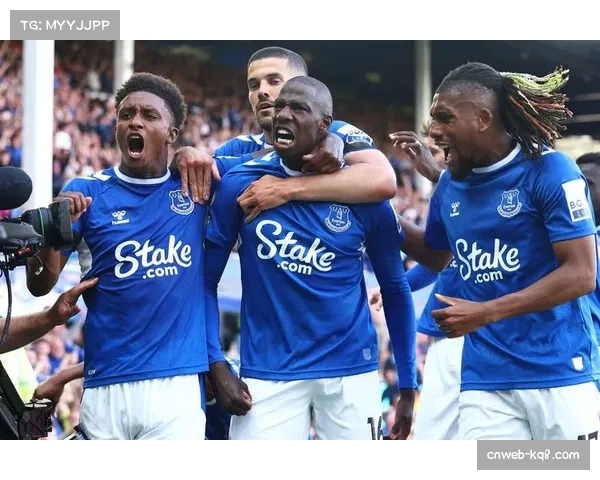 保级生死战前瞻：诺丁汉森林与伯恩利直接对话